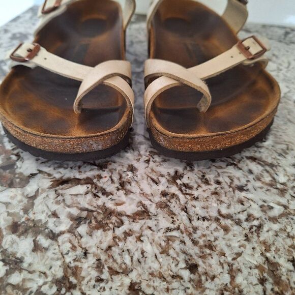 Birkenstock Cream Sandals - Picture 2 of 8